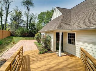 1253 Clover Ridge Pl, Charlottesville, VA 22901