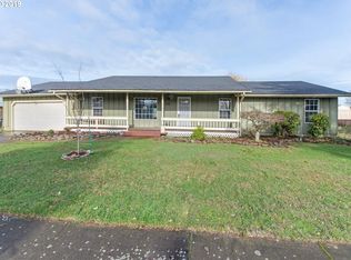 370 E 9th Ave, Junction City, OR 97448