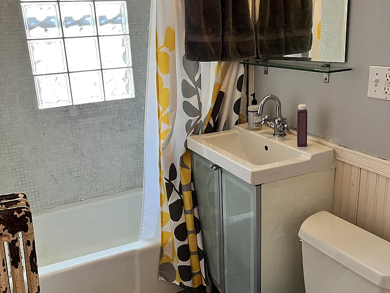 128 Albion St #3 — Photo 7