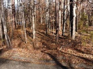 1 Lakeside Ct, Ruther Glen, VA 22546