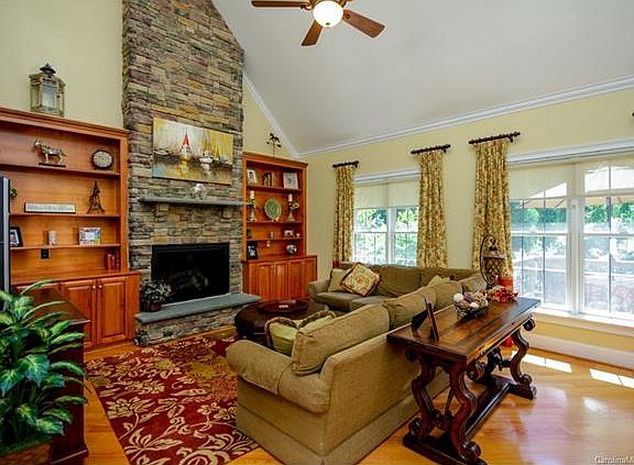 5th image of 7512 Cottonwood Dr