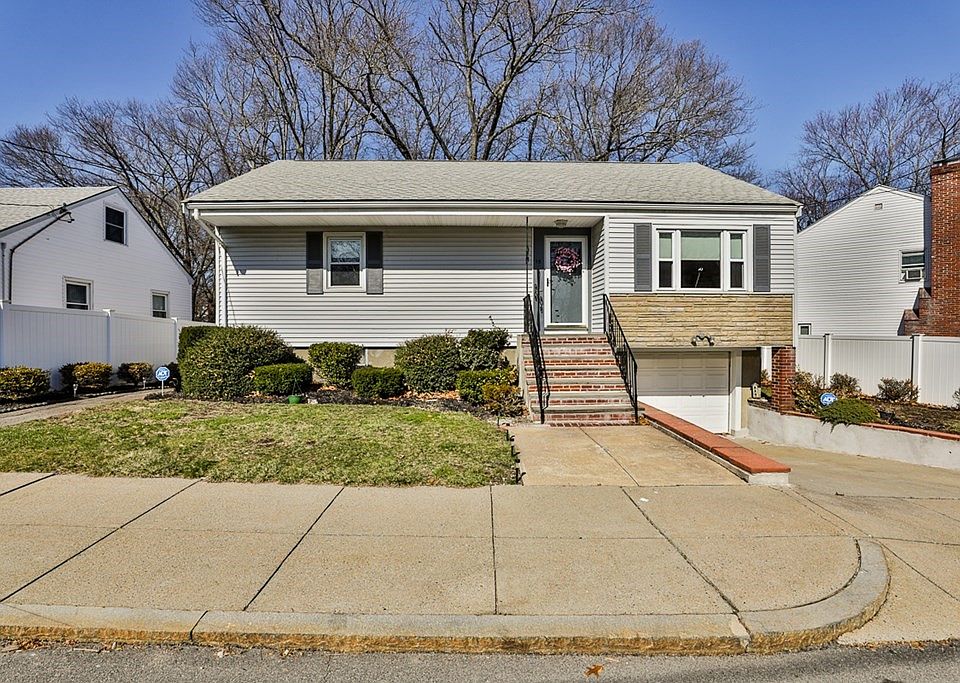 1st image of 15 Caryll St