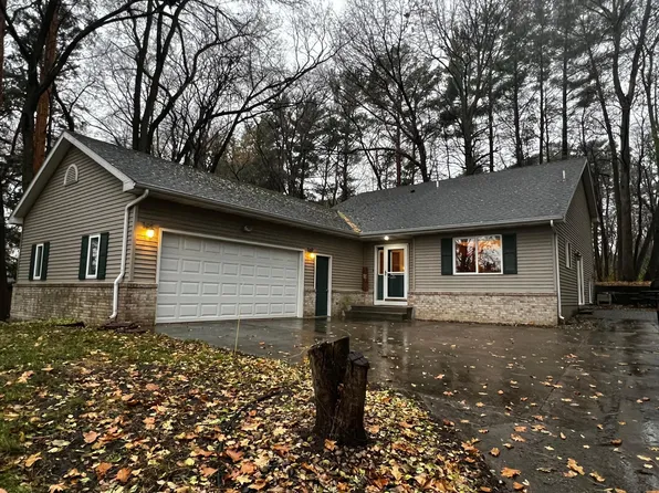 1113 2nd Ave, Howard Lake, MN 55349