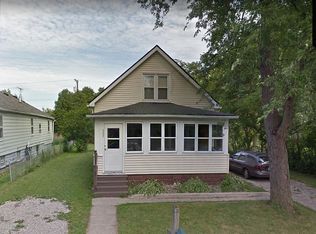 1127 Adams St, Monroe, MI 48161
