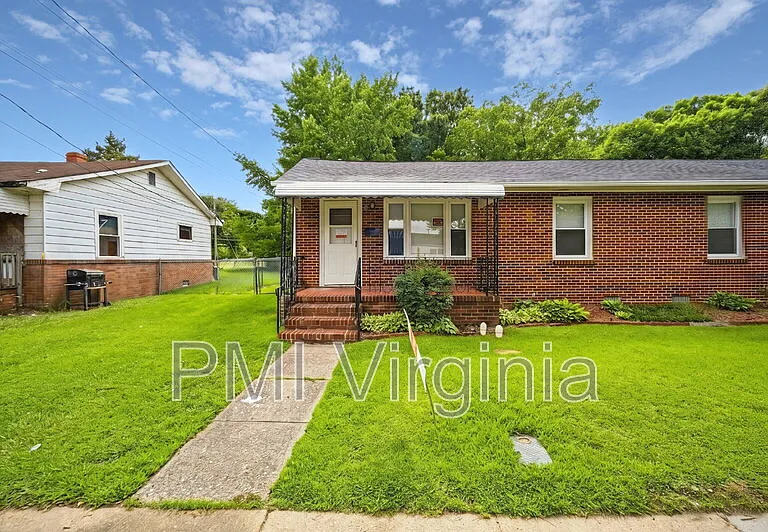 58 Radford St — Photo 1