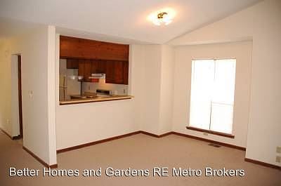 1st image of 2107 Valley Oaks Dr SE