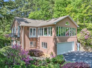 200 Robinhood Rd, Asheville, NC 28804