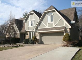 2620 NW Lookout Rdg, Lees Summit, MO 64081