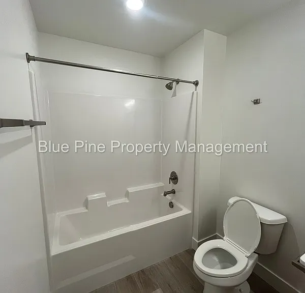 6322 N Freedom Rd #4 — Photo 11