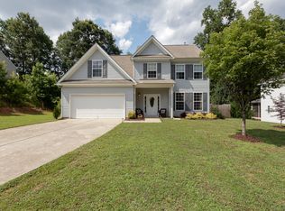 416 Blooming Meadows Rd, Holly Springs, NC 27540