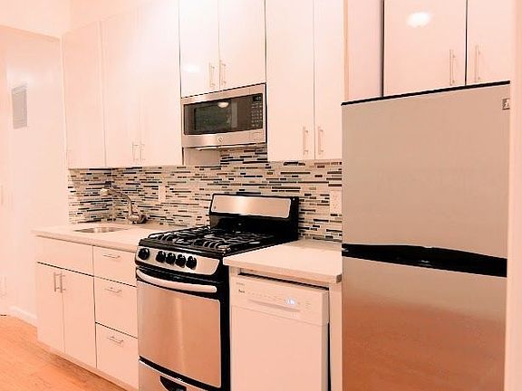 3rd image of 321 E 88th St APT 7
