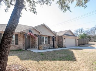 1400 Blackhawk Cir, Granbury, TX 76048