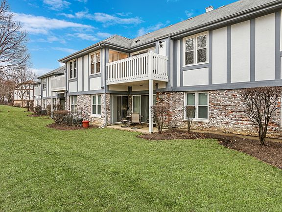 4th image of 266 Southwick Ct #266