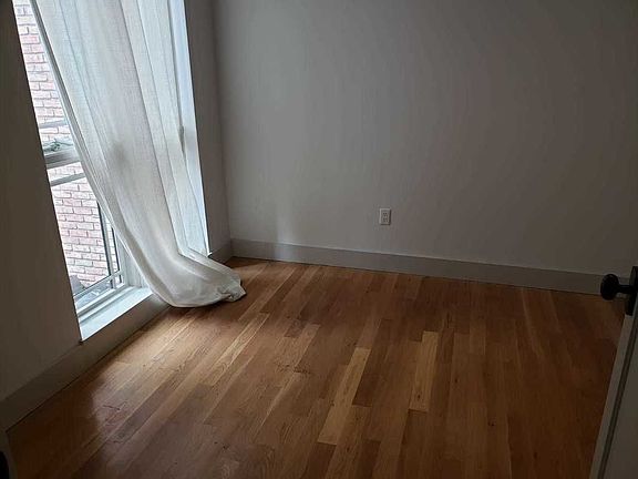 5th image of 74 Henry St #1F