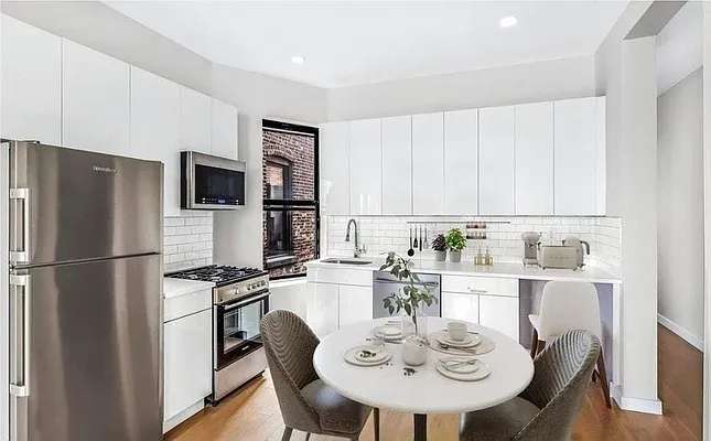 Rented by Bold New York | media 2