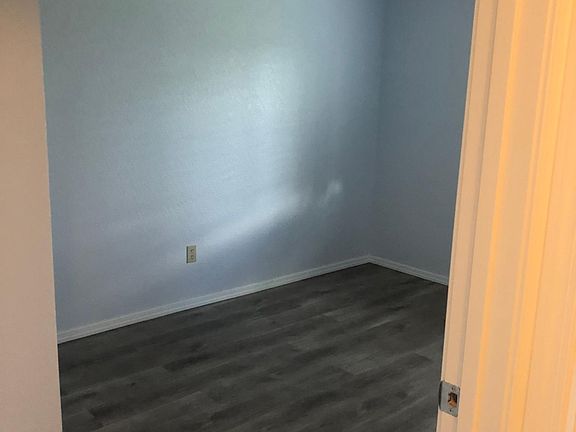 4th image of 29833 55th Pl S