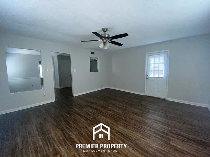 6059 Chandeleur Dr — Photo 11