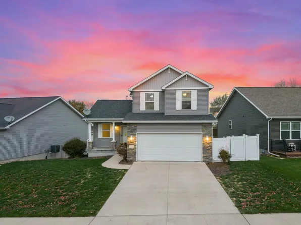4135 Mockingbird Ln, Waterloo, IA 50702