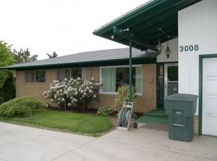 3006 Tieton Dr, Yakima, WA 98902