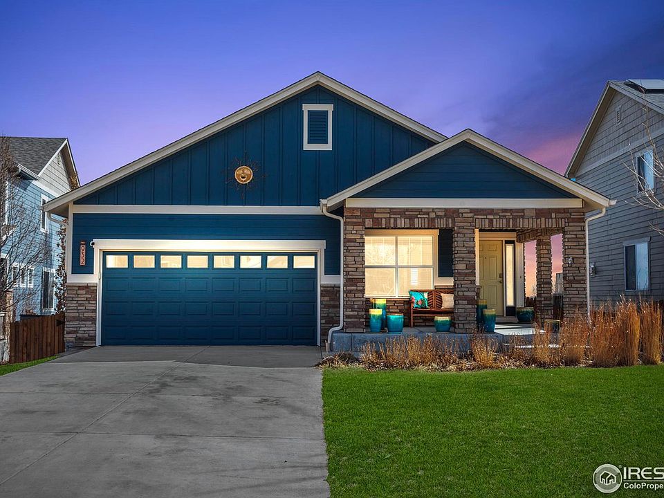1st image of 932 Campfire Dr