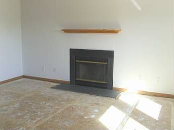 4th image of 101 Brooksedge Dr