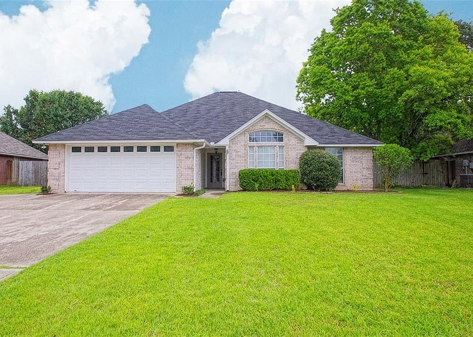 1st image of 1804 Waterton Cir