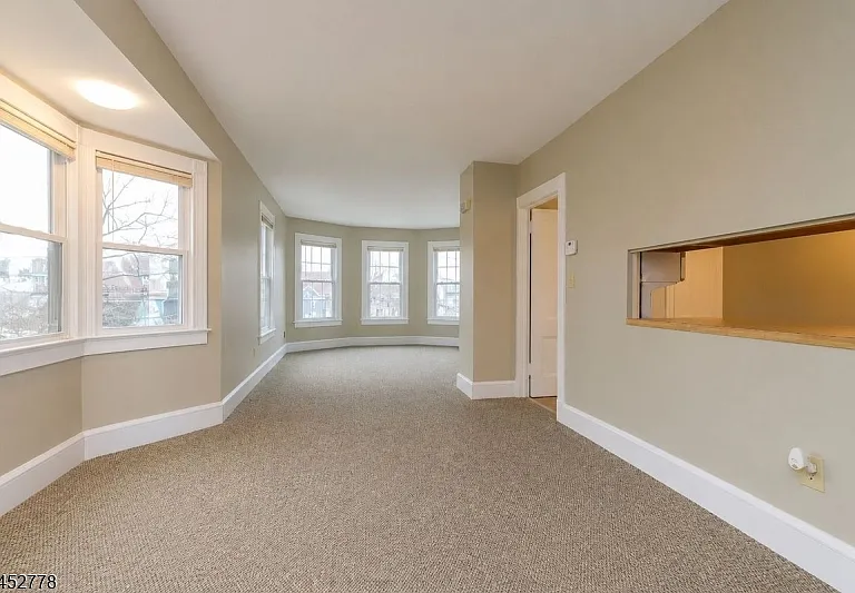 11 Montague Pl #2 — Photo 8