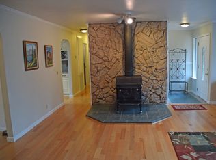 21314 Leslie Dr, Grass Valley, CA 95945