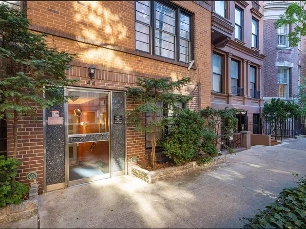 44 East 63rd Street image 1 of 1