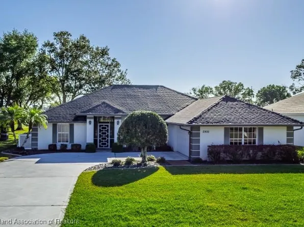 2900 Meadowood Ln, Sebring, FL 33875