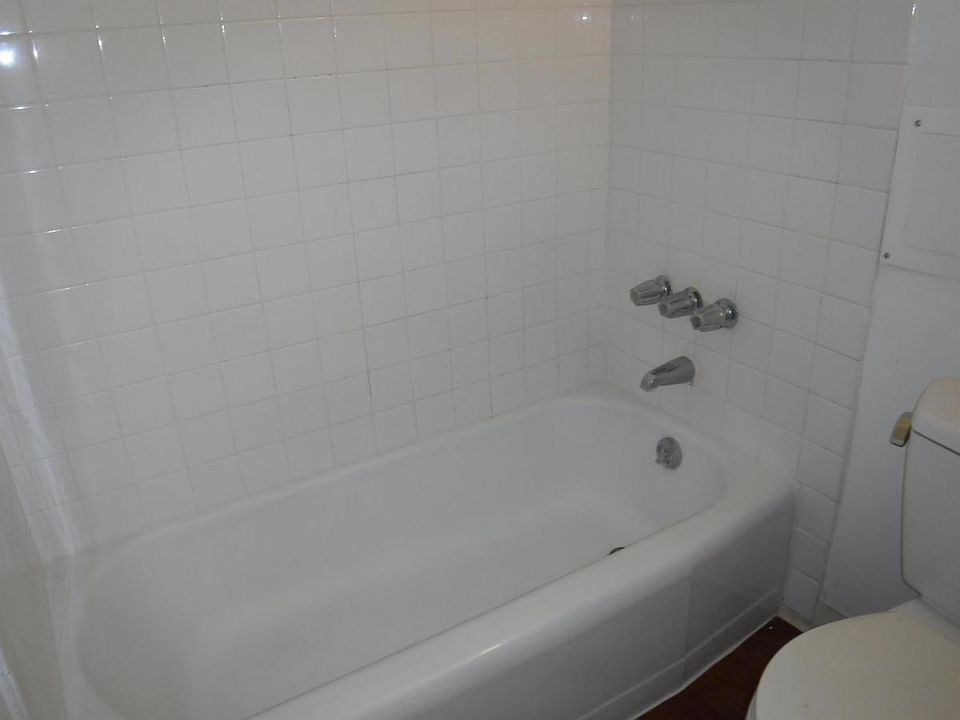 2nd image of 6583 Sabado Tarde Rd APT 2