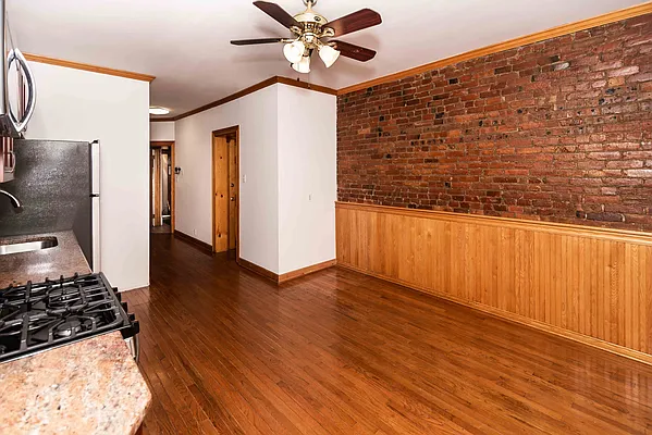 Rented by Avenue Sotheby's International Realty | media 11