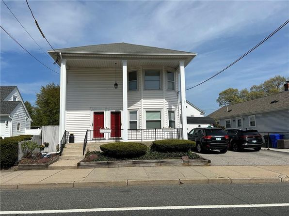 317 Smithfield Ave, Pawtucket, RI 02860