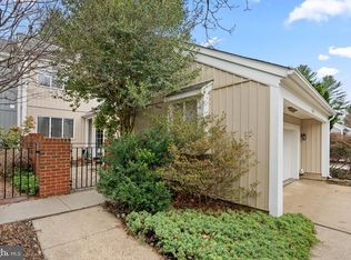 20716 Highland Hall Dr, Montgomery Village, MD 20886