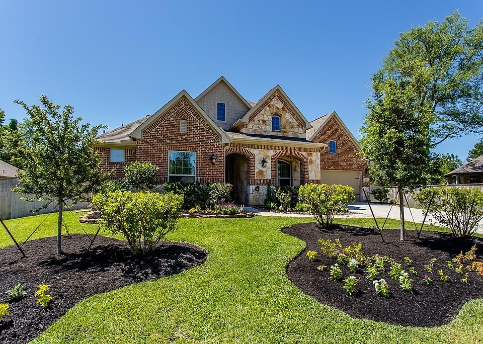 1st image of 150 Hunter Hollow Dr