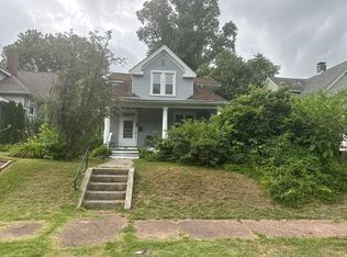 808 Sycamore St, Belleville, IL