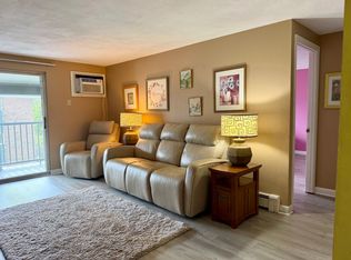 Woodcrest Court Condominium, Weymouth, MA 02190