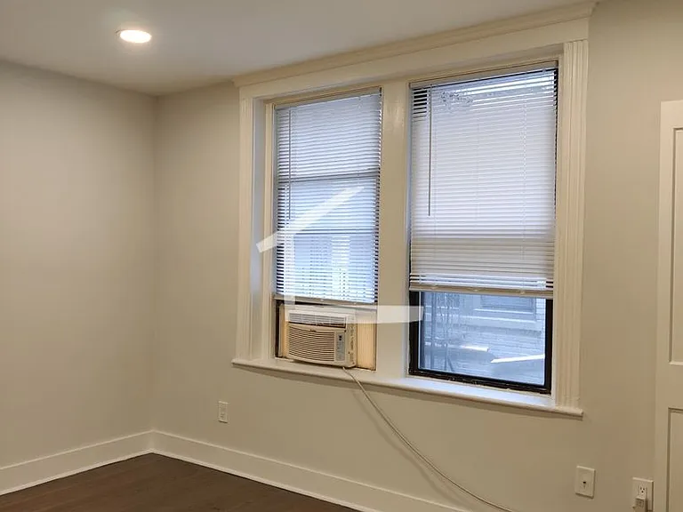 29 Peterborough St #11 — Photo 7