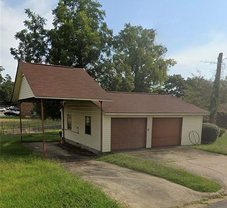 1st image of 0 21st St E