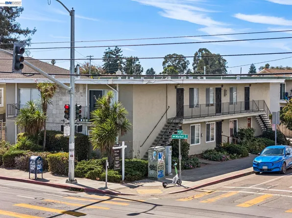 901 55th St, Oakland, CA 94608