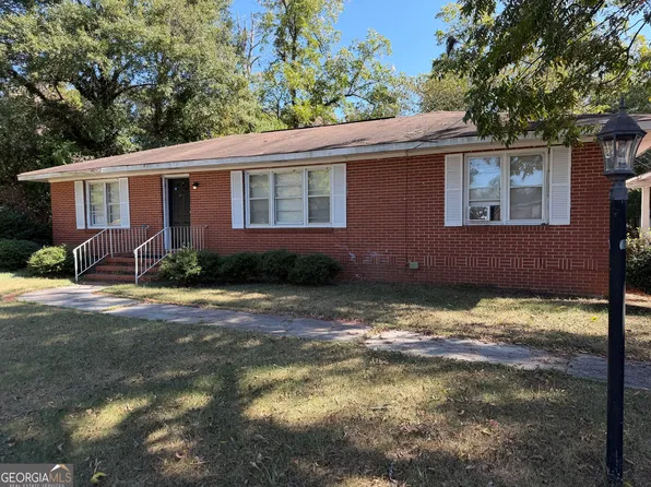 2560 Anderson Dr, Macon, GA 31206