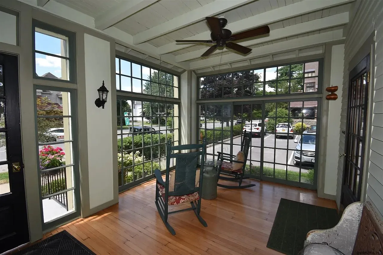 125 Union Avenue - 1 — Photo 4