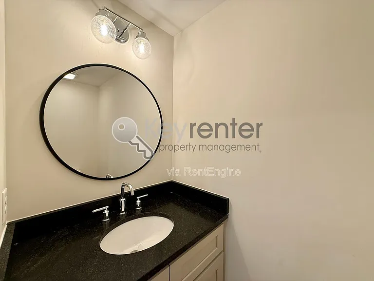 1072 Amelia Ct — Photo 14