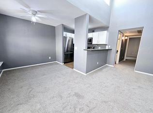 9325 W Desert Inn Rd APT 229, Las Vegas, NV 89117