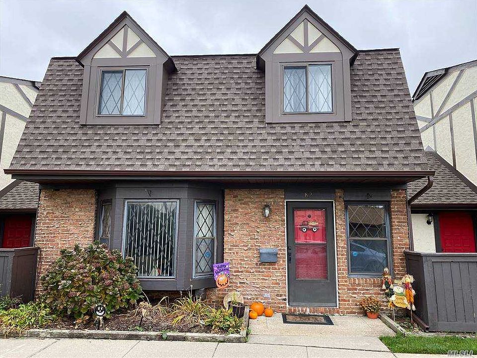 1st image of 82 Greenmeadow Ct