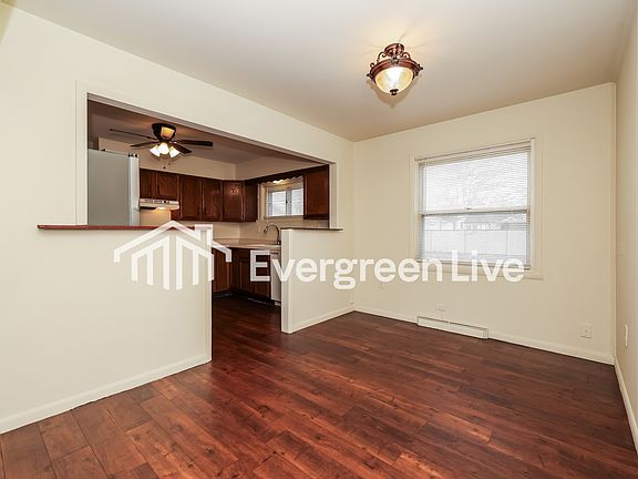 5th image of 228 Waneta Ave