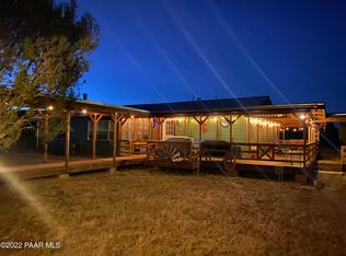 45555 N Anvil Rock Rd, Seligman, AZ 86337