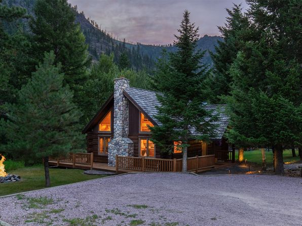 洋書 Mountain Houses cover-720x480-67d.jpg