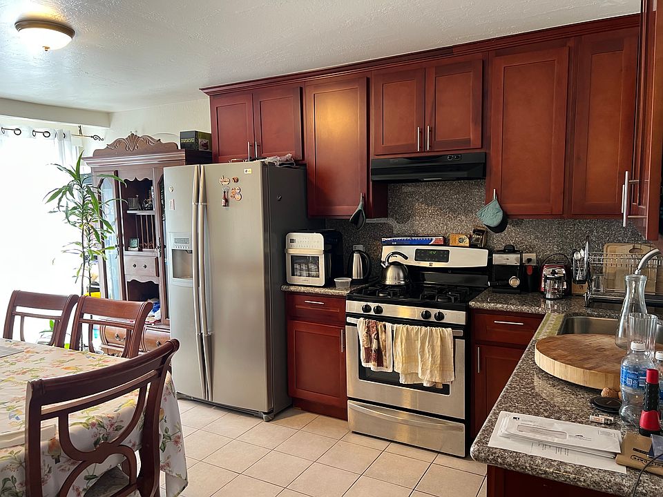 1st image of 37059 Walnut St #B
