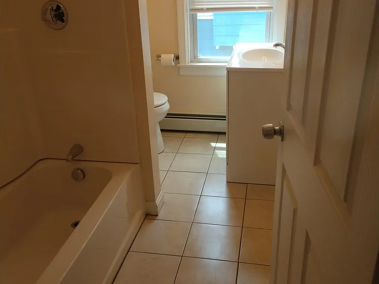24 Frederick St — Photo 12